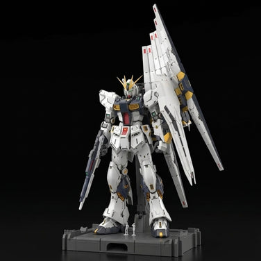 Mobile Suit Gundam Nu Gundam Perfect Grade Unleashed 1:60 Scale Model Kit