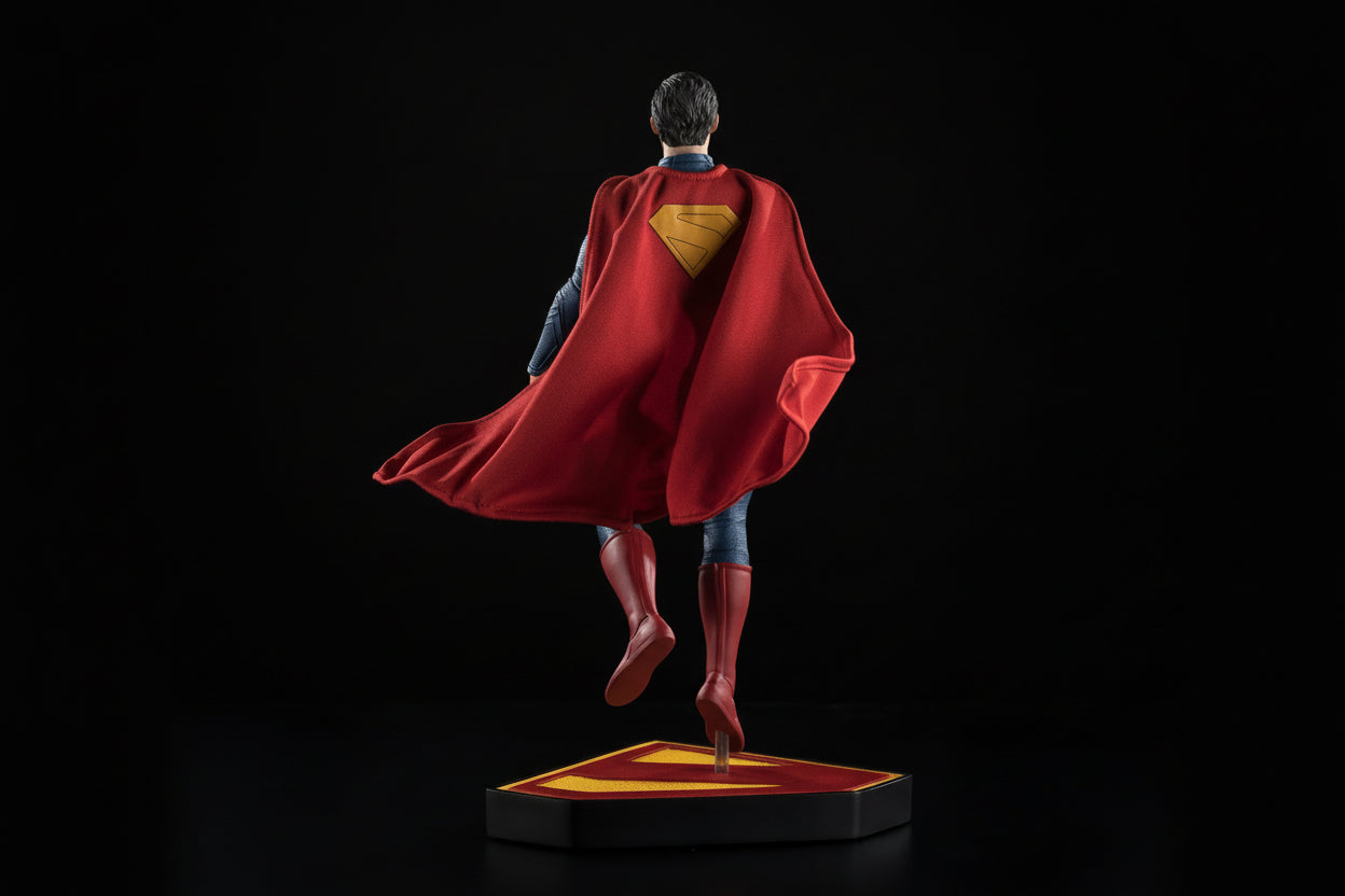 DC Direct Superman Movie 2025 1:6 Scale Resin Statue